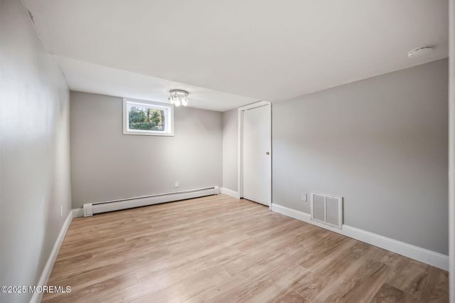 42 Norman Lane, Old Bridge, NJ 08857