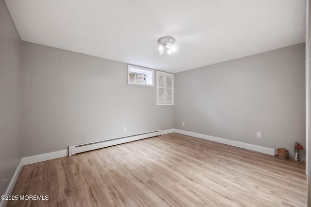 42 Norman Lane, Old Bridge, NJ 08857