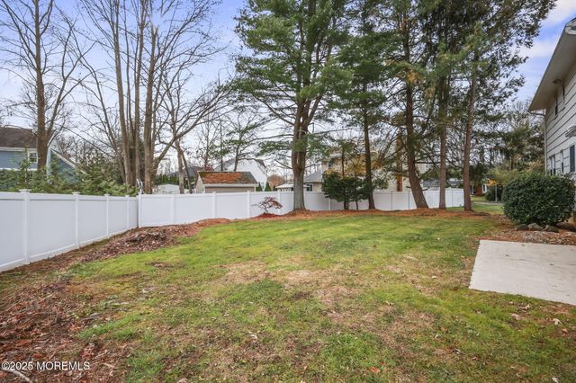 42 Norman Lane, Old Bridge, NJ 08857