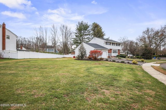 42 Norman Lane, Old Bridge, NJ 08857