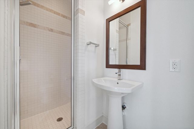 6126 Clyde Street, Houston, TX 77007