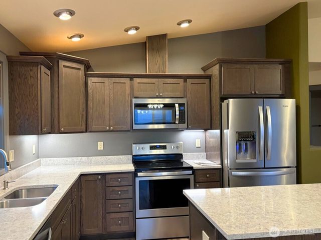 415 Olympic View Drive NE, Ocean Shores, WA 98569