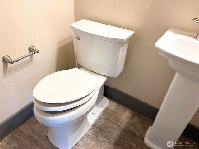 415 Olympic View Drive NE, Ocean Shores, WA 98569