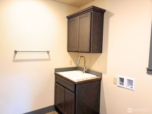 415 Olympic View Drive NE, Ocean Shores, WA 98569