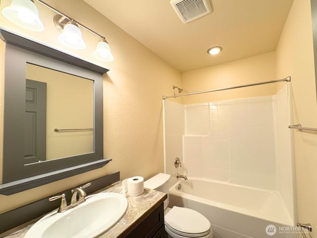 415 Olympic View Drive NE, Ocean Shores, WA 98569