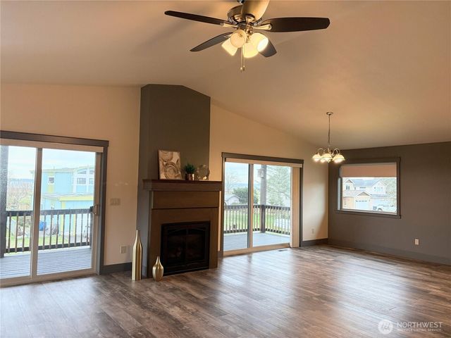 415 Olympic View Drive NE, Ocean Shores, WA 98569