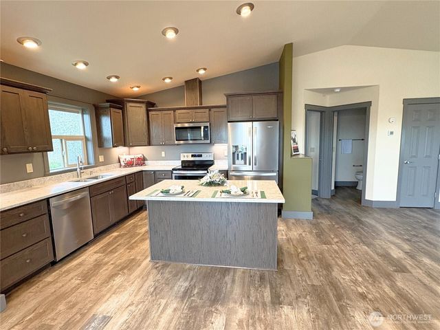 415 Olympic View Drive NE, Ocean Shores, WA 98569