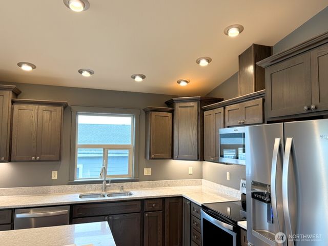 415 Olympic View Drive NE, Ocean Shores, WA 98569