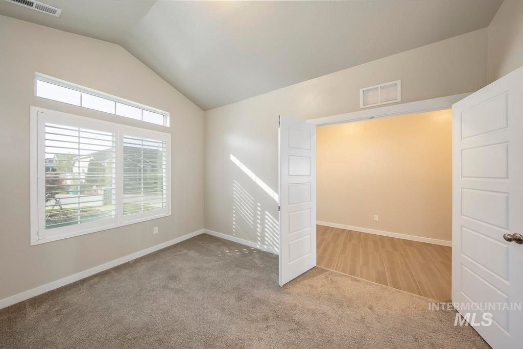 1817 W Henry's Fork Drive, Meridian, ID 83642 photo 5