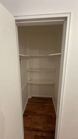 13111 Kew Gardens Road 1D, Richmond Hill, NY 11418