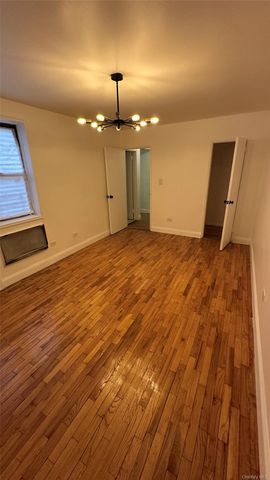 13111 Kew Gardens Road 1D, Richmond Hill, NY 11418