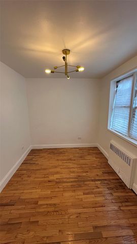 13111 Kew Gardens Road 1D, Richmond Hill, NY 11418