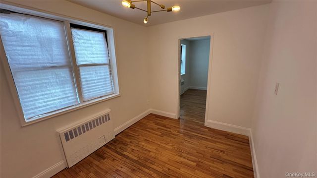 13111 Kew Gardens Road 1D, Richmond Hill, NY 11418
