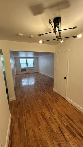 13111 Kew Gardens Road 1D, Richmond Hill, NY 11418