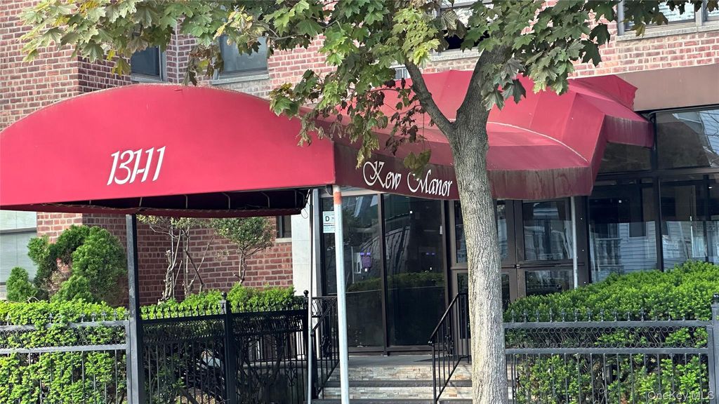 13111 Kew Gardens Road 1D, Richmond Hill, NY 11418