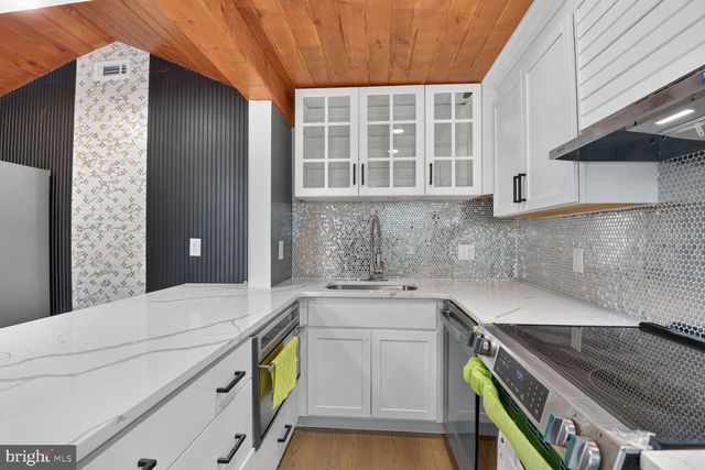 3803 32ND ST, Mount Rainier, MD 20712