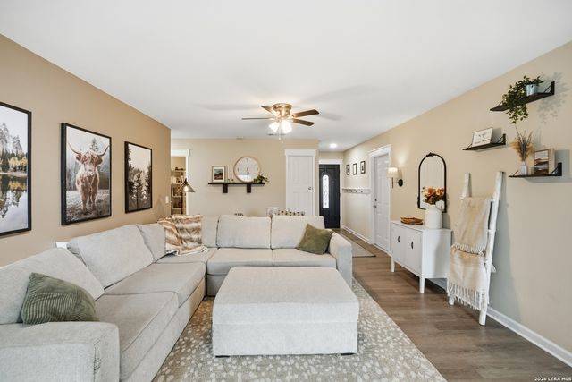 9816 Meadow, Converse, TX 78109