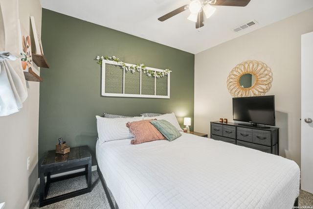 9816 Meadow, Converse, TX 78109