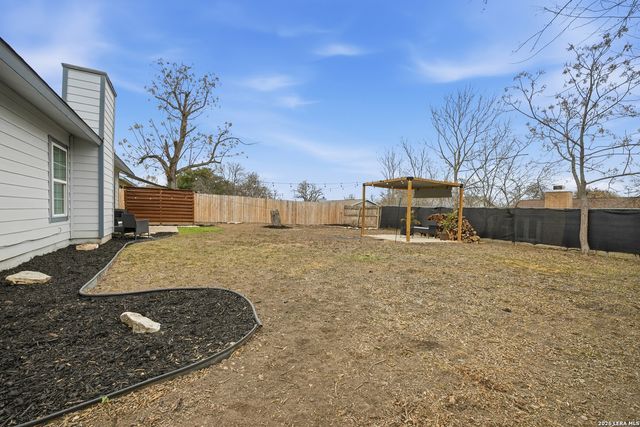 9816 Meadow, Converse, TX 78109