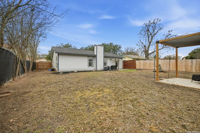 9816 Meadow, Converse, TX 78109
