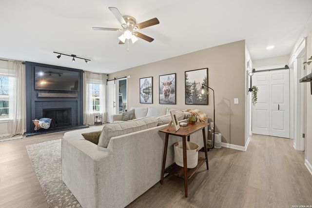 9816 Meadow, Converse, TX 78109