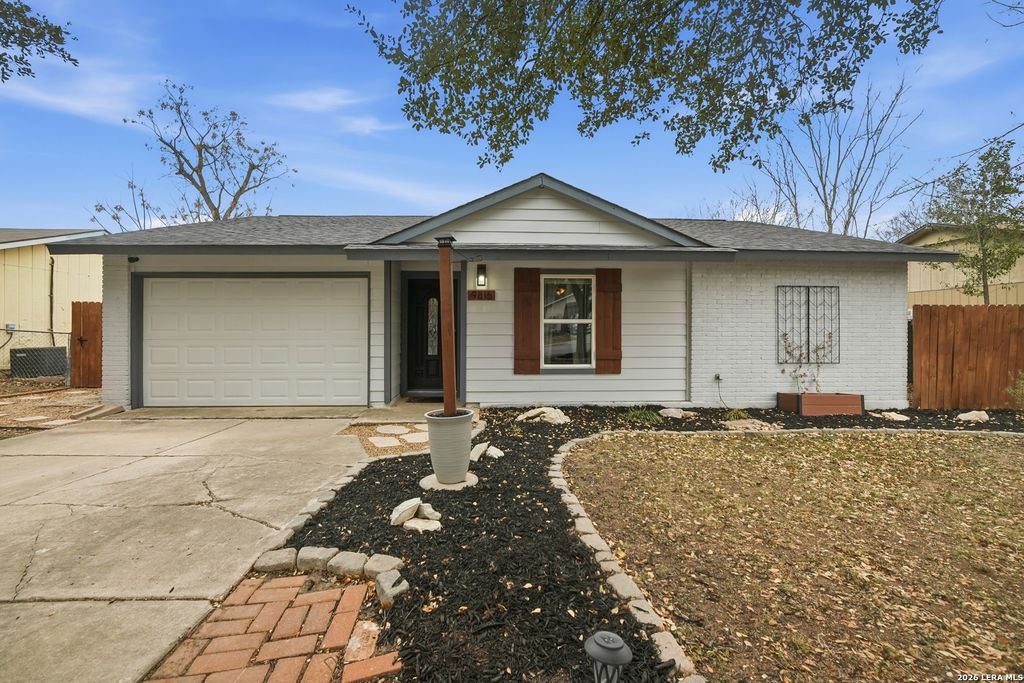 9816 Meadow, Converse, TX 78109