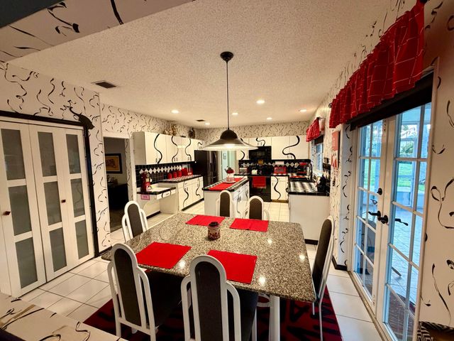 10319 GROVE Street, Cooper City, FL 33328