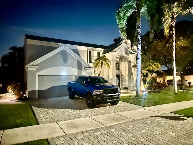 10319 GROVE Street, Cooper City, FL 33328