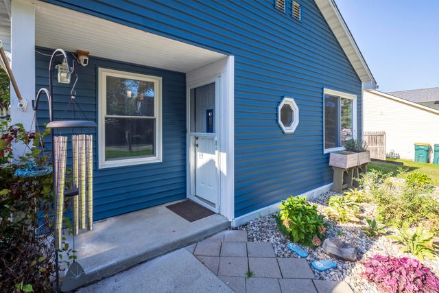 859 Kinsey Street, Valparaiso, IN 46385