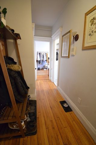 51 Park Dr. 10, Boston, MA 02215