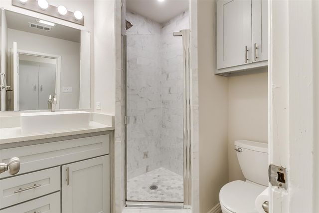 5631 Dent Road, North Richland Hills, TX 76117