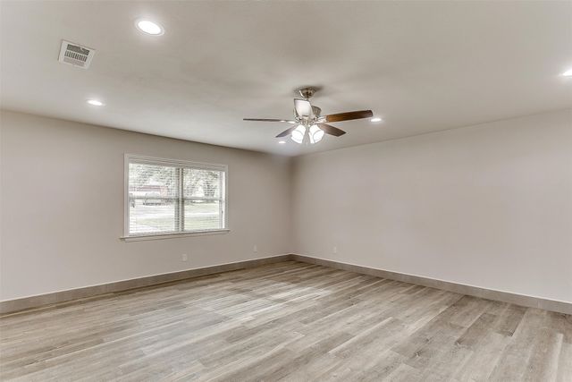 5631 Dent Road, North Richland Hills, TX 76117