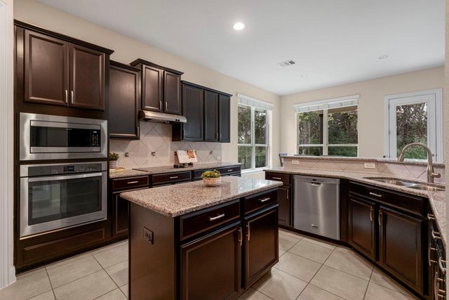 1606 Flint Rock LOOP, Driftwood, TX 78619