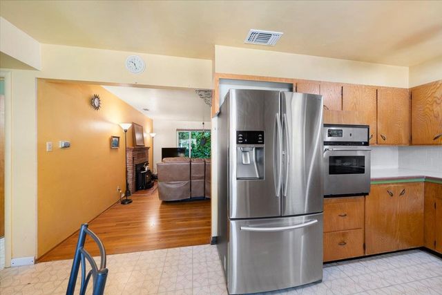 5991 Pond Dr, Foresthill, CA 95631