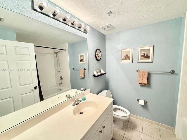 2726 Anzio Ct 306, Palm Beach Gardens, FL 33410