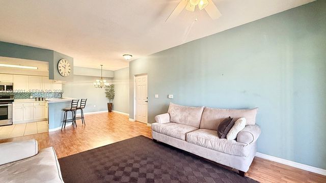 2726 Anzio Ct 306, Palm Beach Gardens, FL 33410