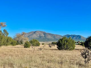 2 Cajun Lane, Edgewood, NM 87015