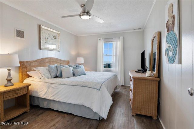 5225 E Beach Drive, Oak Island, NC 28465