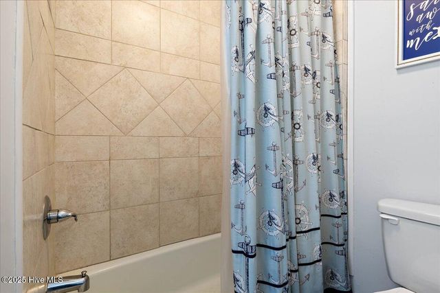 5225 E Beach Drive, Oak Island, NC 28465