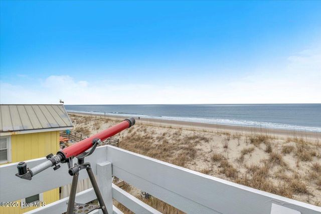 5225 E Beach Drive, Oak Island, NC 28465
