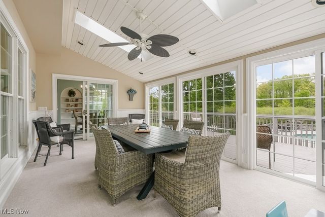 196 Lake Front Drive, Akron, OH 44319