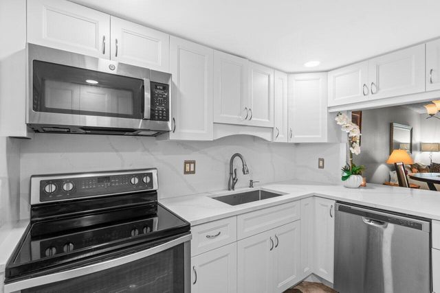 14721 Bonaire Boulevard 101, Delray Beach, FL 33446