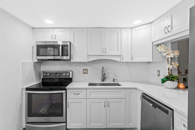 14721 Bonaire Boulevard 101, Delray Beach, FL 33446