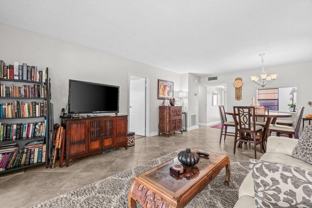 14721 Bonaire Boulevard 101, Delray Beach, FL 33446