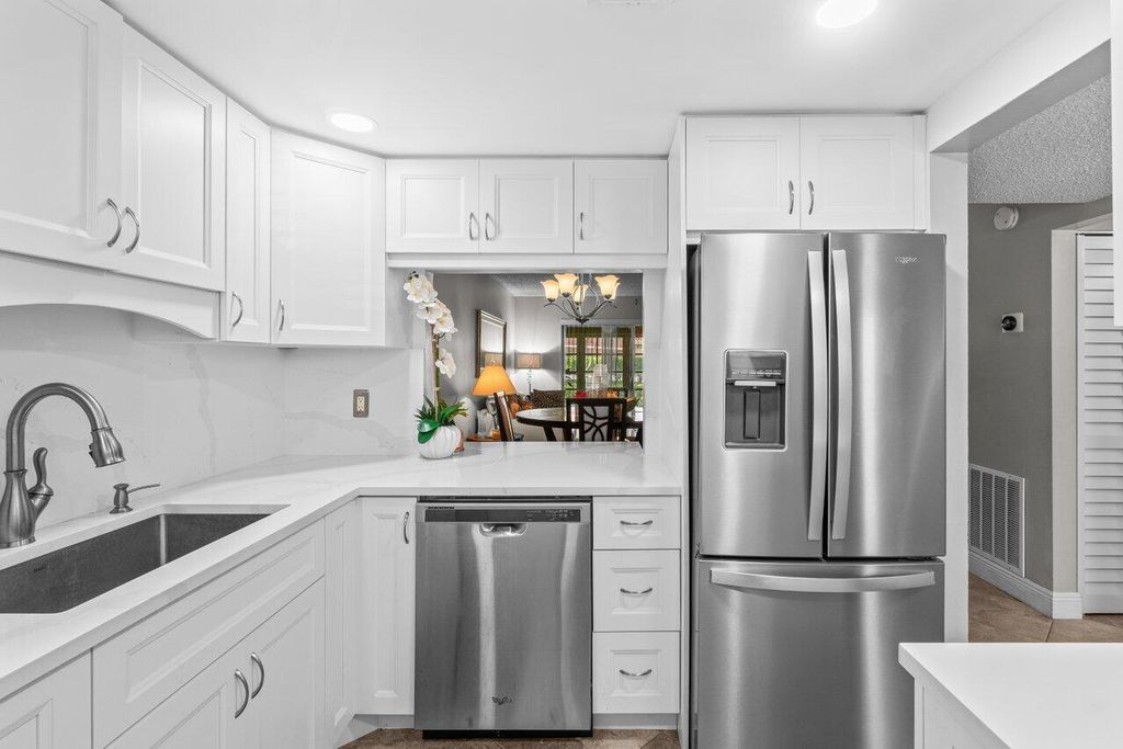 14721 Bonaire Boulevard 101, Delray Beach, FL 33446