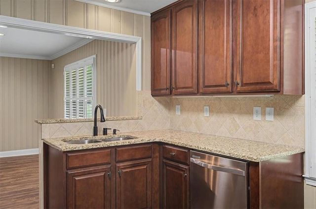 3010 N Main Street NW, Kennesaw, GA 30144