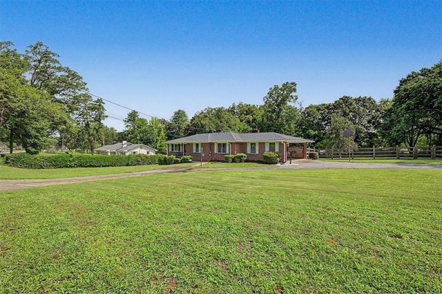 3010 N Main Street NW, Kennesaw, GA 30144