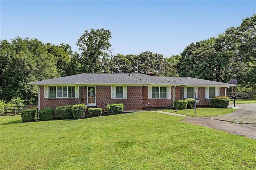 3010 N Main Street NW, Kennesaw, GA 30144