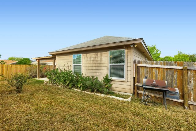 2404 Night Sky CV, Lockhart, TX 78644