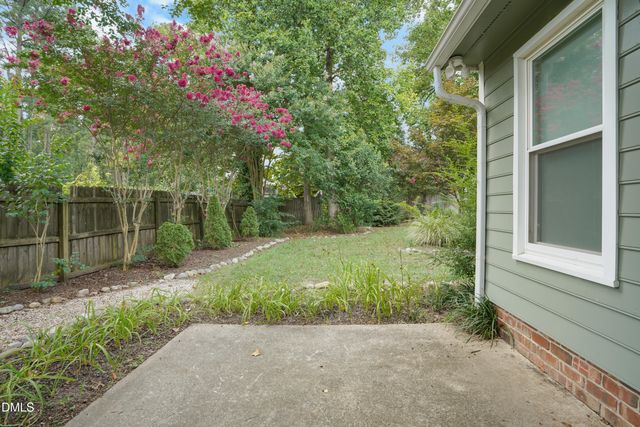 1802 Potomac Road, Fayetteville, NC 28304